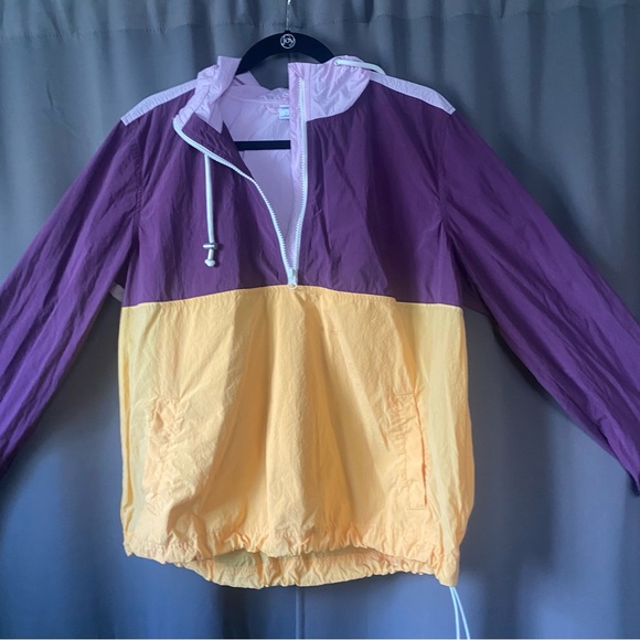 Old navy multicolor quarterzip - Picture 2 of 4